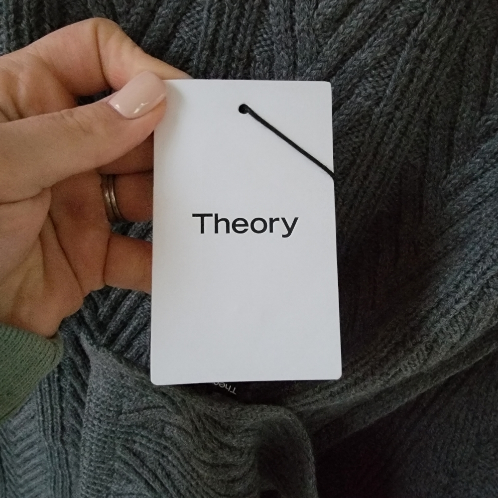 Theory Cashwool Ritten Scarf - Picture 7 of 8